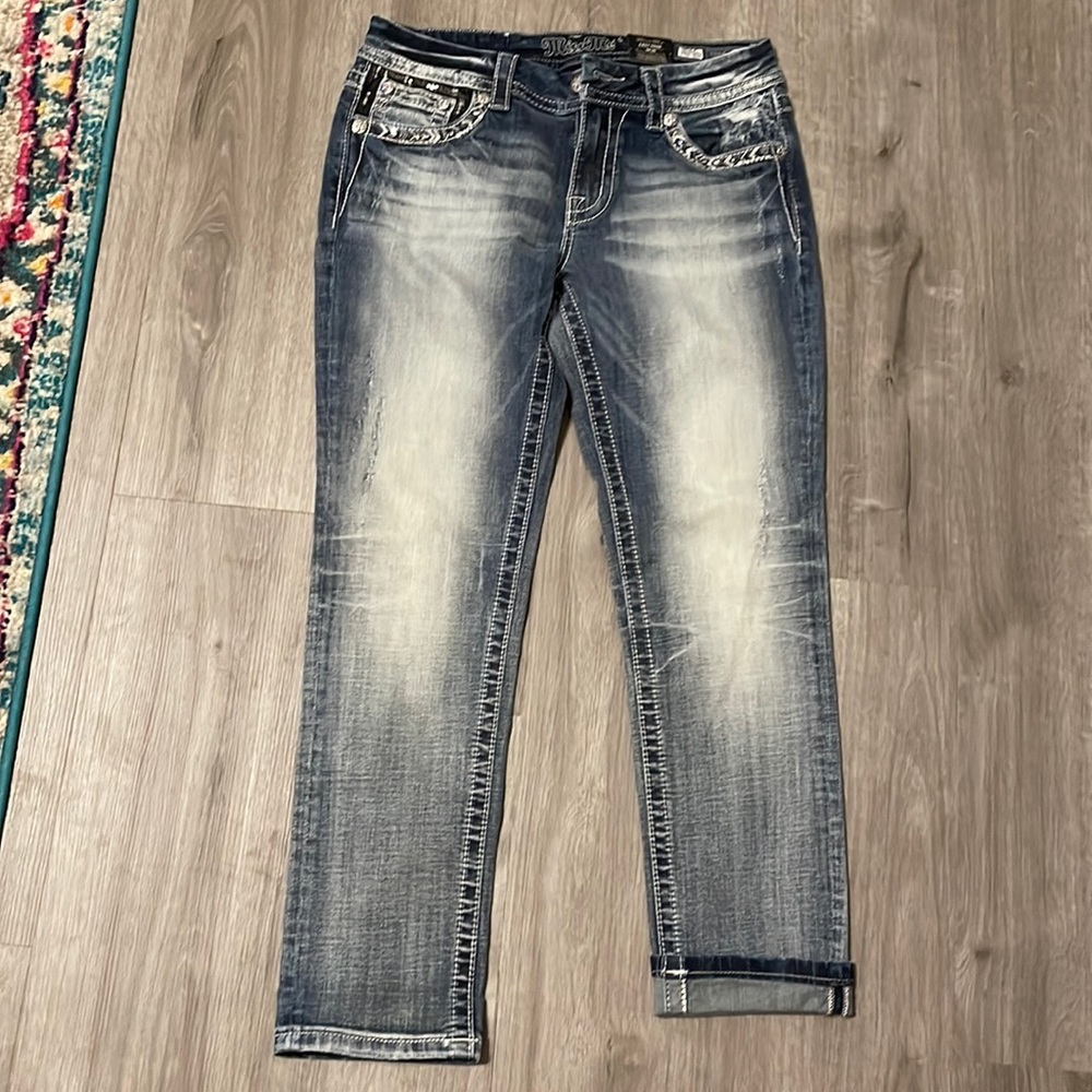 Miss Me standard Easy Crop curvy fit
